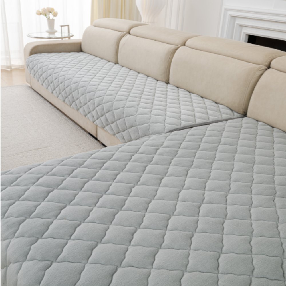 Couch Cushion Wavy Diamonds